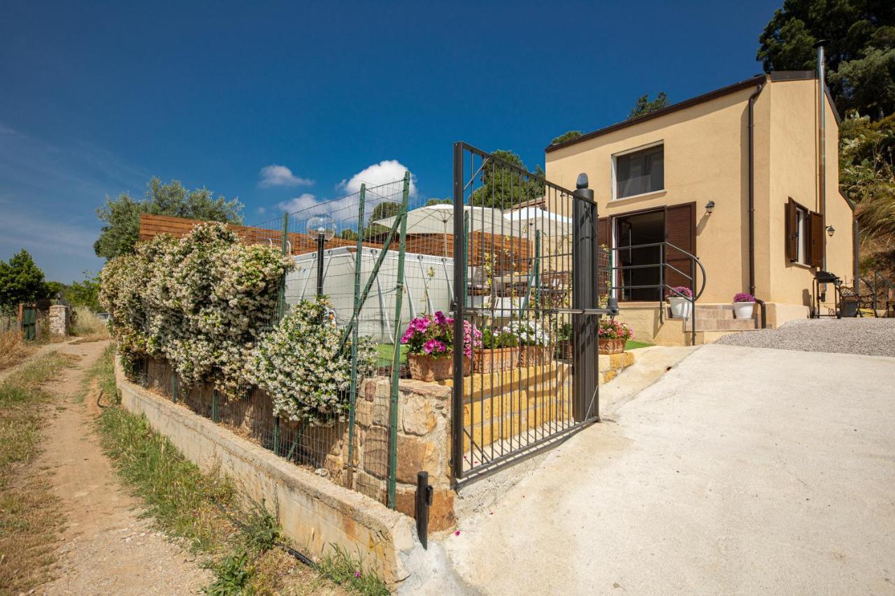 Casa Vacanze Villa Baronessa Cefalù Exteriér fotografie