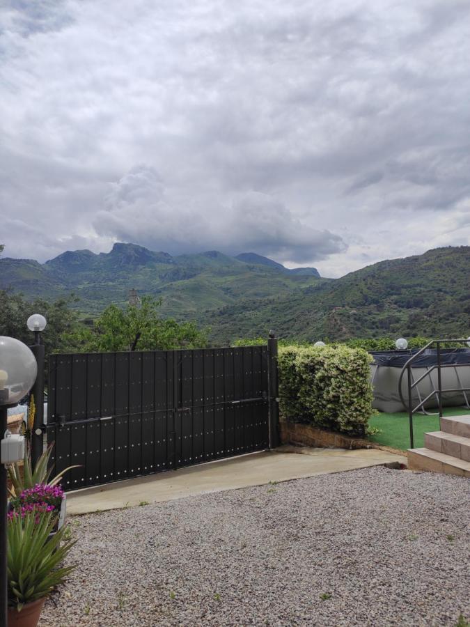 Casa Vacanze Villa Baronessa Cefalù Exteriér fotografie